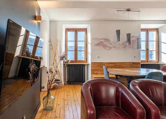 Le Duplex Du *